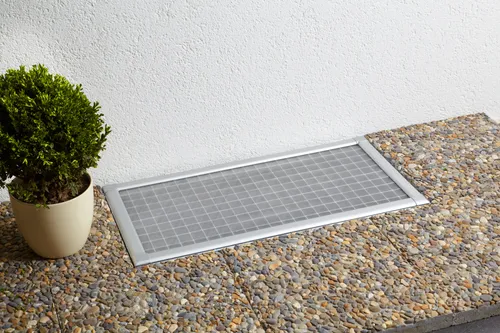 hecht international Lichtschachtabdeckung PROFI - Fliegengitter für Lichtschächte, kürzbar und einfach zu montieren, idealer Schutz vor Insekten und Witterungseinflüssen.