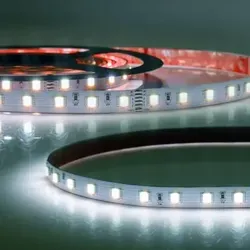 ISOLED SIL RGB+WW+KW CCT Flexband 48V DC 17W 10m - LED-Lampen mit 5in1 Chip für homogene Lichtverteilung und hohe Farbtreue, ideal für kreative Innenraumgestaltungen und Möbelbeleuchtung.