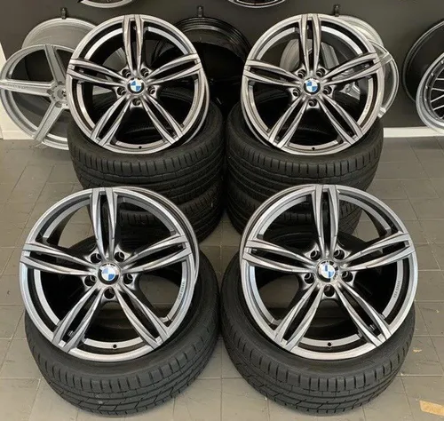 Ultra Wheels UA11 Boost 8x18 Alufelge gunmetal polished - Stylische 8x18 Alufelge in gunmetal polished, ideal für einen sportlichen Look. Perfekt geeignet für PKW mit LK5/120 und ML72.6, sorgt für ein optimales Fahrgefühl.