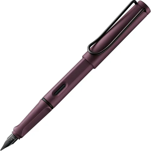 LAMY Füller safari scarlet Feder B - Füller für Kinder und Erwachsene, ergonomische Griffzone für komfortables Schreiben und langlebige Edelstahlfeder für gleichmäßigen Tintenfluss.