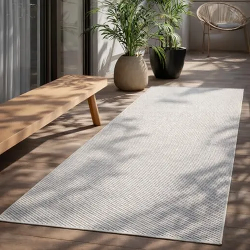 the carpet Mistra - Moderner Wetterfester Teppich für Innen- und Außenbereiche, Creme, 80 x 200 cm - Vielseitiger Teppich für Wohnzimmer, Terrasse und Balkon. Pflegeleicht aus 100% Polypropylen, robust und wetterfest für den täglichen Einsatz.