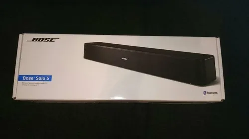 Bose Solo 5 Soundbar für TV - Hochwertiger Klang mit Dialogmodus, Bluetooth-fähig und einfache Installation