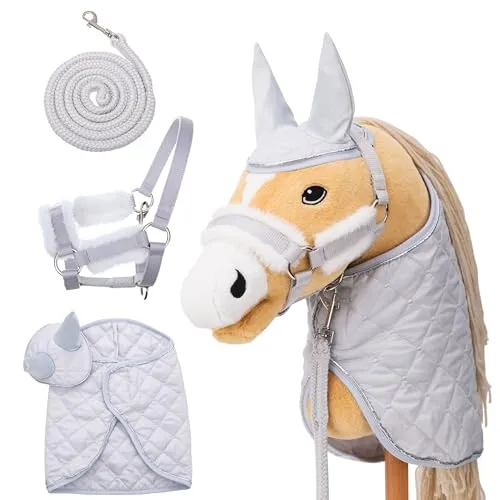 Hoofly Hobby Horse Zubehör Set – Grau Halfter, Decke & Fliegenhaube [TÜV geprüft] - Vollständiges Zubehör-Set für Hobby Horses: Halfter, Decke und Fliegenhaube in Grau. Ideal für Training und Spiele, fördert Fantasie und Verantwortungsbewusstsein bei Kindern.