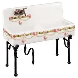 Porzellanspülstein 'Victoria', Miniatur - Charmanter Porzellanspülstein im nostalgischen 'Victoria'-Design, ideal für Puppenhäuser. Ein echtes Sammlerstück, das jede Miniaturküche bereichert. Gewicht: 194 g, Maße: 4,5 cm x 11 cm x 10 cm.