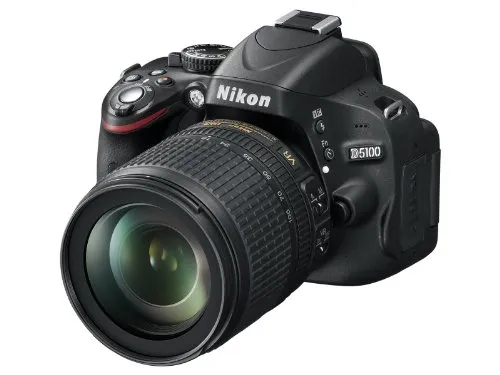 Nikon D5100 SLR-Digitalkamera mit 16 Megapixel und 18-105 mm VR Objektiv - Leichte SLR-Digitalkamera mit 16,2 Megapixel CMOS-Sensor. Flexibler 7,5 cm Monitor für kreative Perspektiven und Full-HD-Videoaufnahme. Ideal für anspruchsvolle Fotografen.