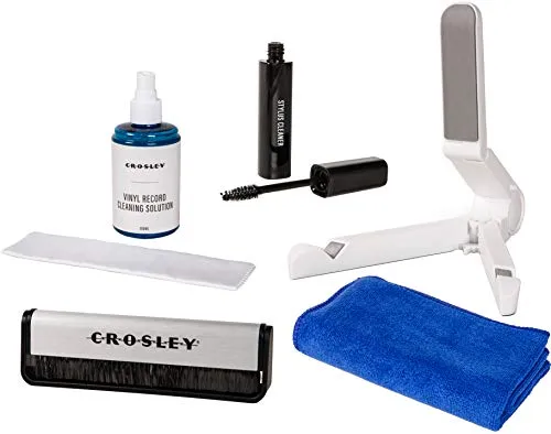 Crosley AC1024A 5-in-1 Schallplatten-Reinigungsset mit Kohlefaserbürste, Mikrofasertuch, Stylus-Reiniger, Reinigungslösung und Schallplattenständer