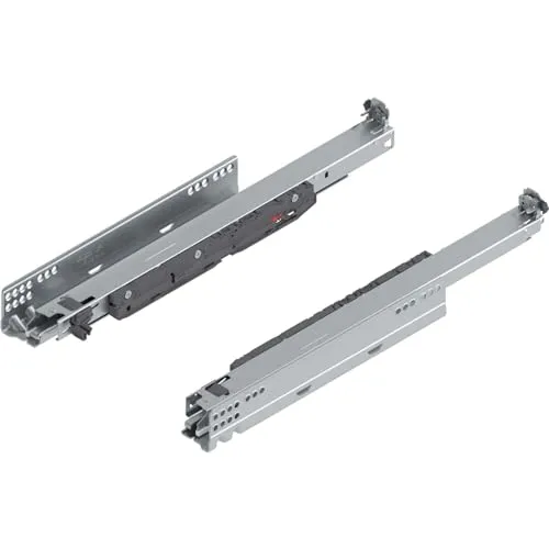 Blum Movento Schubladenauszug - Vollauszug bis 70 Kg - Türsicherungen mit verdecktem Führungssystem für höchste Laufruhe und Stabilität. 4-dimensional einstellbar für exakte Fugenbilder und leises Öffnen.