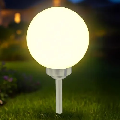 Solarlampe Kugel warm weiß mit Erdspieß - Ø 15 cm für Garten und Balkon - Elegante Solarlampe Kugel in warm weiß mit 15 cm Durchmesser. Flexibel einsetzbar mit Erdspieß oder Balkonhalterung, ideal für stimmungsvolle Beleuchtung im Freien. Genießen Sie bis zu 8 Stunden Leuchtkraft!