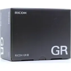 Ricoh GR III Digitalkamera - Kompaktkamera mit 20 MP Auflösung und f/2,8 Blende für brillante Bilder, ideal für Fotografie-Enthusiasten.