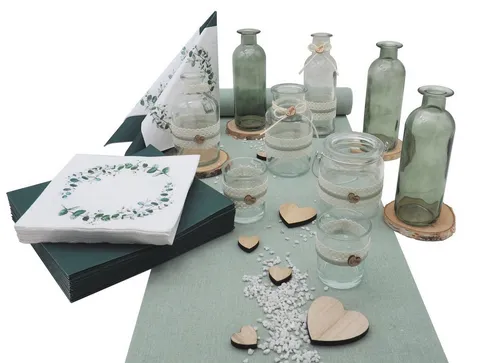 ZauberDeko Tischdeko Herz Salbei Eukalyptus Holz Creme für 20 Personen - Elegante Tischdekoration für Hochzeiten, inklusive 3m Deko-Tischband, Vasen und Streudeko mit Holzherzen für ein stimmungsvolles Ambiente.