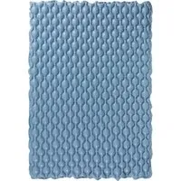 CRIVIT Luftmatratze mit Reparaturflicken - Wasserspielzeug mit 2 getrennten Luftkammern für Sicherheit und einfache Handhabung, ideal für entspannte Tage am Wasser.