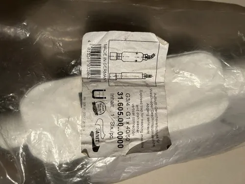 Sanit Geräte-Geruchsverschluss Aufputz DN 40 - Siphons mit 1 Geräteanschluss, ideal für Waschmaschinen oder Geschirrspüler, aus robustem Kunststoff und inklusive Befestigungsmaterial.