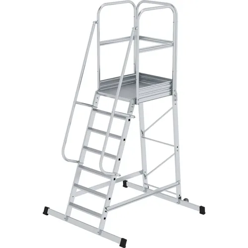 Munk Plattformleiter mit Rollen 7 Stufen, 365 cm - Gerüst mit 7 Stufen und praktischen Rollen für einfache Mobilität, ideal für Bau- und Renovierungsarbeiten.