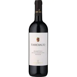 Torrevento »Torre Salto« Primitivo Rotwein - Vollmundiger Rotwein aus der Region Manduria mit intensiven Aromen von reifen Beeren und Gewürzen. Ideal zu Fleischgerichten oder solo genießbar – ein Wein mit Charakter und Geschichte.