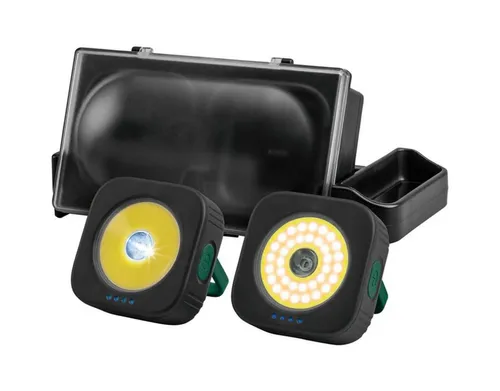 Parkside Akku Handleuchten Strahler - Werkstatt Lampe mit Ladestation, ideal für flexibles Arbeiten in dunklen Bereichen und sorgt für optimale Ausleuchtung.