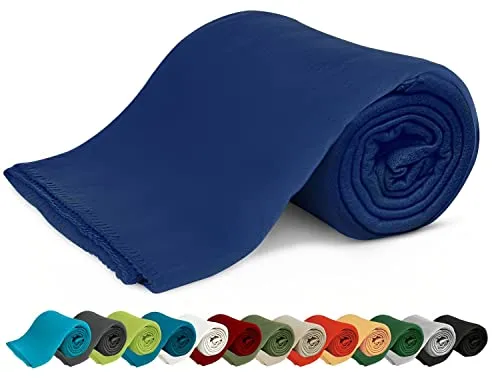 KiGATEX Polar-Fleecedecke – 130 x 160 cm – Oeko-TEX Standard 100 Zertifiziert – Kuschelige Fleece-Decke für innen & außen – Pflegeleicht als Sofa-, Sommer-, Hunde- oder Tagesdecke – Marine