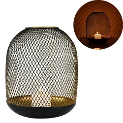 Windlicht Caedmon 33cm – Metalllaterne in Schwarz-Gold - Stilvolles Windlicht Caedmon aus hochwertigem Metall im modernen Design. Ideal für gemütliche Abende drinnen und draußen, setzt elegante Lichtakzente und sorgt für eine entspannte Atmosphäre.
