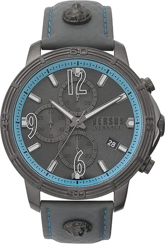 Versus Versace Biccoca VSPHJ0420 Herrenuhr - Grau - Elegante Herrenuhr aus der Bicocca Kollektion mit 46mm Edelstahlgehäuse und grauem Lederarmband. Sportliches Design, ideal für Büro und Freizeit, mit praktischen Funktionen wie Stoppuhr und Datumsanzeige.