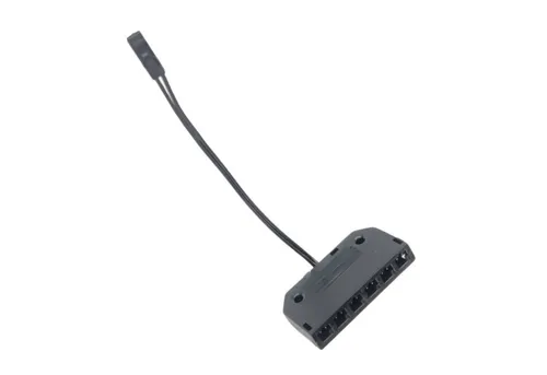 Kalb LED Verteiler Adapter 6-Fach - Netzkabel für bis zu 6 Leuchten, schafft harmonisches Lichtspiel und ist ideal für individuelle Beleuchtungslösungen. Kabellänge: 10cm, Farbe: schwarz.