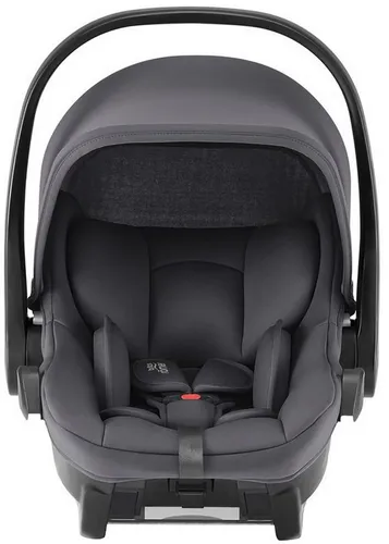 BRITAX RÖMER BABY-SAFE CORE - i-Size Babyschale für Neugeborene - i-Size Babyschale für Babys bis 83 cm (ca. 15 Monate), nur 3,9 kg leicht, sicher und bequem mit weicher Polsterung, kompatibel mit BABY-SAFE CORE BASE und vielen Kinderwagen.