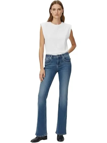 LTB Jeans Bootcut Fit Blau W30/L32 - Moderne Bootcut Jeans mit niedrigem Bund und schmalem Bein, ideal für einen lässigen Look. 5-Pocket Design und strapazierfähiges Leder-Patch sorgen für Stil und Funktionalität.