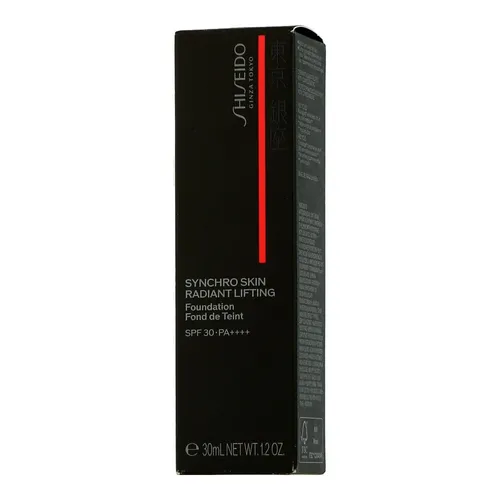 Shiseido Synchro Skin Radiant Lifting Foundation 30 ml Nr. 210 - Make-up mit 24-Stunden Halt, der Teint strahlt und wirkt straffer. Mit SPF30 und hautpflegenden Inhaltsstoffen für ein makelloses Finish.