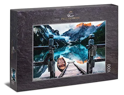Ulmer Puzzleschmiede - Puzzle „Wildsee“ – Klassisches 1000 Teile Puzzle – Puzzlemotiv des abendlichen Pragser Wildsee, dem malerischen Berg-See in den Dolomiten, Alpen, Südtirol
