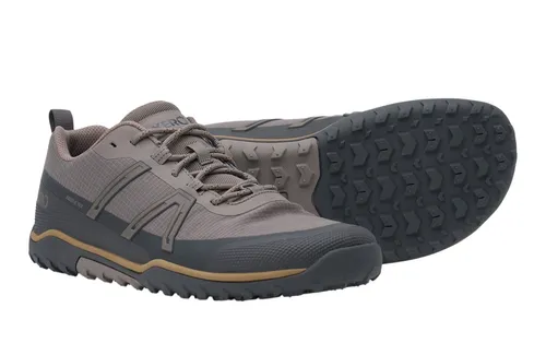 Xero Shoes Minimal-Laufschuhe Scrambler Trail Low WP (wasserdicht) Herren - Größe 43,5 - Der Scrambler Trail Low WP bietet optimalen Schutz vor Nässe und Schmutz dank der wasserdichten XeroTex-Membran. Ideal für Trails, mit strapazierfähigem Obermaterial und einer robusten Außensohle für hervorragende Traktion.