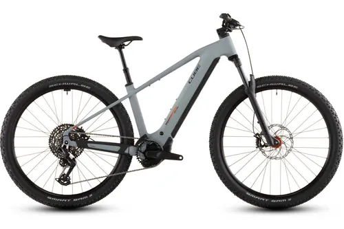 Cube Reaction Hybrid Race 800 - E-Hardtail für Abenteuer - E-Bikes mit 800 Wh Akku, Bosch CX Motor und hydraulischen 4-Kolben-Scheibenbremsen für optimale Kontrolle. Ideal für abenteuerliche Touren und maximale Reichweite.