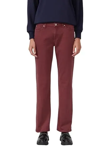 s.Oliver Regular-Fit Jeans KAROLIN in Rot 46/30 - Modische Regular-Fit Jeans für jeden Anlass. Mit Mid Rise und Straight Leg Passform sorgt sie für optimalen Tragekomfort und einen modernen Look.