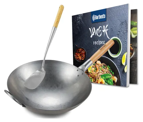 CLP Wok-Set aus Karbonstahl - Flacher & runder Boden - Pfannen-Set für Gas, Induktion und Grill. Inklusive Wok-Wender und Rezeptbuch. Optimal für große Portionen, mit ergonomischem Holzgriff für sicheres Handling.