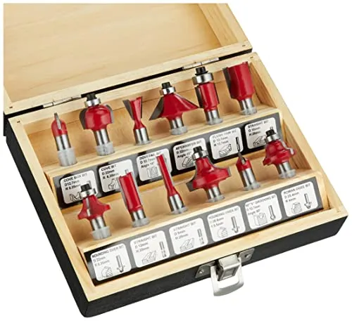 Meister Fräser-Set 12-teilig für Oberfräsen mit 8 mm Schaft - Vielseitiges Fräser-Set für Oberfräsen mit 8 mm Schaft | Hochwertige Hartmetall-Schneiden garantieren Langlebigkeit | Ideal für kreative DIY-Projekte und präzise Holzverarbeitung | Praktische Aufbewahrung in stabiler Holzkassette.