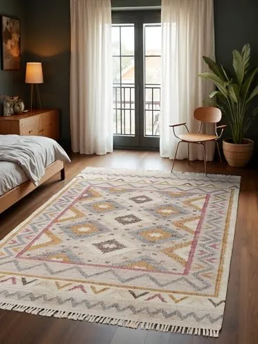 Teppich ELLE DECORATION "Kelim Imani", creme multifarben, 200x300 cm - Der handgewebte Afghan Kelim Teppich von Elle Decoration vereint traditionelle Kunst mit modernem Design. Ideal für Boden und Wand, verleiht er jedem Raum eine einladende Atmosphäre. Pflegeleicht und robust, ist er ein stilvolles Highlight für Ihr Zuhause.