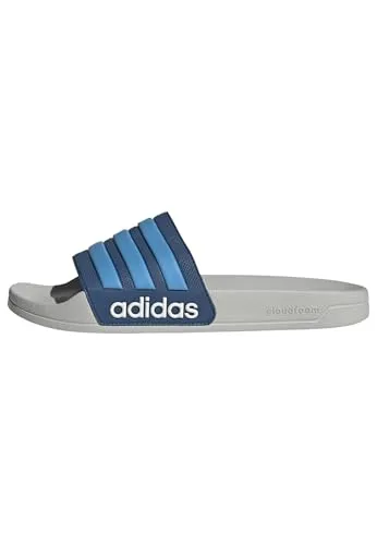 ADIDAS Herren Badeslipper Shower adilette – Komfortabel und stylisch - Die adidas adilette ist der ideale Begleiter für Schwimmbad und Freizeit. Leicht und dämpfend, bietet sie optimalen Tragekomfort und sportlichen Style mit ikonischem Logo und 3-Streifen.