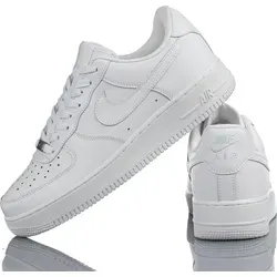 NIKE AIR FORCE 1 '07 LE - Stilvolle Sneakers in Weiß, Größe 41 (EU) - Sneaker mit klassischem Design und hervorragendem Tragekomfort, perfekt für jeden Anlass.