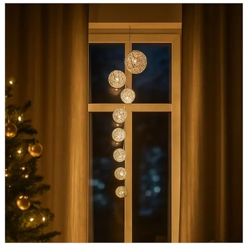 com-four® LED Lichterkette mit 8 Kugeln - Lichterkette mit LED-Licht - Dekorative Beleuchtung für Weihnachten, Geburtstag, Hochzeit oder Party