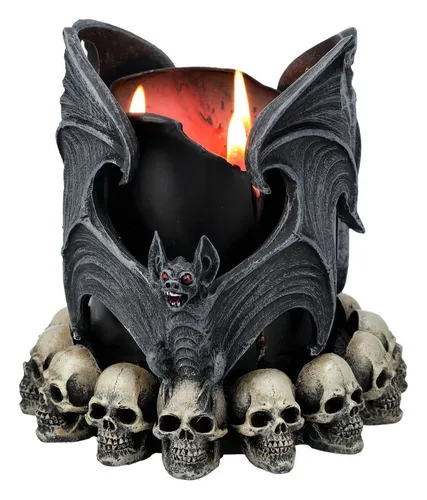 Gothic Kerzenständer - Fledermäuse mit Schädeln von Figuren Shop GmbH - Kerzenständer mit einzigartigem Fledermaus- und Schädel-Design, perfekt für Gothic-Dekoration und stimmungsvolle Atmosphäre.