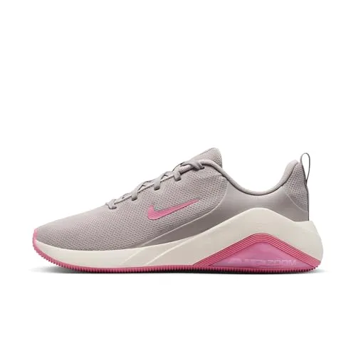 Damen Trainingsschuhe AIR MAX BELLA 7 Unisex 42EU - Der AIR MAX BELLA 7 Trainingsschuh bietet optimalen Halt und Komfort. Mit atmungsaktivem Mesh-Obermaterial und flexibler Sohle ist er ideal für Training und Alltag – für einen aktiven Lebensstil.