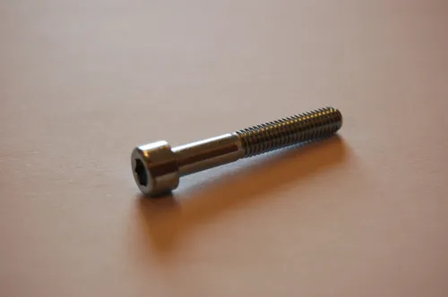 Reyher Zylinderschraube DIN 912 M8 x 40 A2 - Hochwertige Zylinderschraube mit Innensechskant aus Edelstahl A2 für vielseitige Anwendungen. Ideal für den professionellen Einsatz und mit geprüfter Qualität.