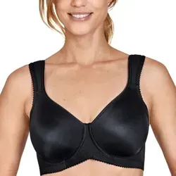 Miss Mary Stay Fresh Molded Underwired Bra BH Schwarz F 100 Damen - Vorgeformter T-Shirt-BH von Miss Mary mit innovativer Stay Fresh-Technologie für ein frisches Tragegefühl. Bügel-BH mit optimalem Halt und glättenden Stützflügeln für eine elegante Silhouette. Weiches Material, ideal für den täglichen Gebrauch.
