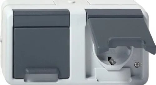 GIRA Feuchtraum Doppel Schuko Steckdose Typ 078130 grau IP44 - Steckdosen & Zubehör, ideale Lösung für Innen- und Außenbereiche mit Wasserschutz IP44, ausgestattet mit Schutzklappe und Beschriftungsfeld für vielseitige Anwendungen.