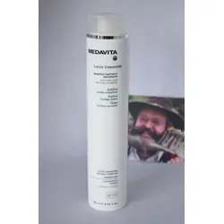 Medavita Lotion Concentree Anti-Hair Loss Treating Shampoo 250ml - Shampoo gegen Haarausfall mit pH 5.5, unterstützt das Haarwachstum durch pflanzliche Extrakte und sorgt für weiches, glänzendes Haar.