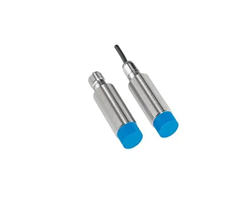 Sick Induktiver Näherungssensor IME18-08BPSZC0S - Automatisierungstechnik, zuverlässiger induktiver Sensor mit 8 mm Schaltabstand, ideal für präzise Positionserkennung in industriellen Anwendungen.
