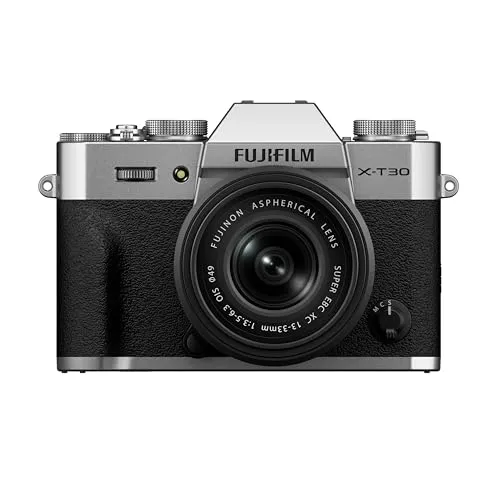 Fujifilm X-T30 III Silber + XC13-33mm 3.5-6.3 OIS - Kompakte Systemkamera mit klassischem Design und vielseitigen Filmsimulationen. Ideal für kreative Fotografen, die Wert auf Qualität und Benutzerfreundlichkeit legen.