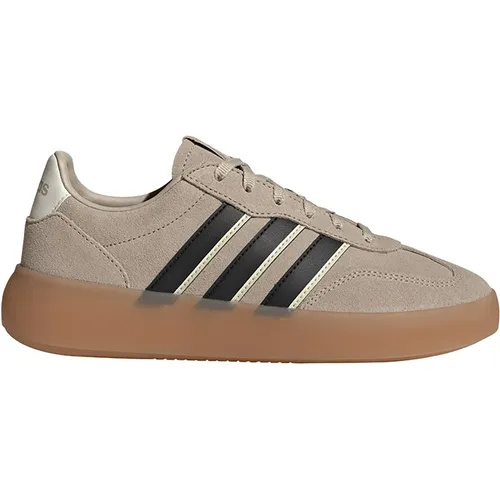 Adidas Barreda Decode Lux Damen Schuhe - Beige - Stylische Damen Schuhe im klassischen Terrace-Design mit modernem Flair. Aus hochwertigem Leder und Wildleder, bieten sie den ganzen Tag Komfort und eine individuelle Passform durch den Schnürverschluss.