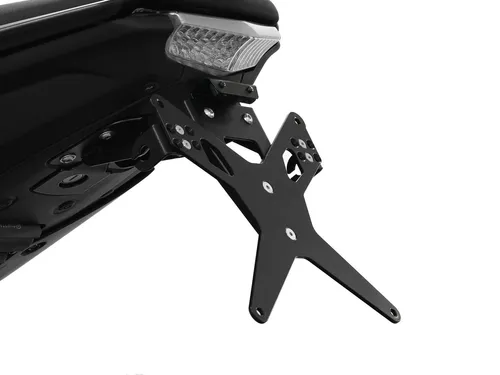 ZIEGER Kennzeichenhalter X-Line für Yamaha MT-125 - Hochwertiger Kennzeichenhalter für Yamaha MT-125, mit verstellbarem Neigungswinkel und sportlicher Optik. ABE-frei, einfache Montage ohne Verkleidungsteile zu verändern.