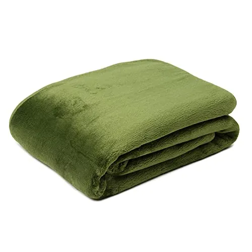 Gözze Premium Cashmere-Feeling Wohn- und Kuscheldecke 220x240 cm - Dunkelgrün - Tagesdecken mit superweichem Cashmere-Feeling, ideal zum Einkuscheln oder als Sofaüberwurf. Hohe Wärmespeicherung und pflegeleicht waschbar bei 30°C.