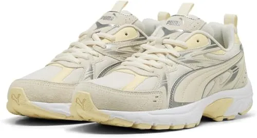 Puma Milenio Tech Suede Sneakers Damen - Modische Damen Sneaker aus hochwertigem Wildleder mit SoftFoam+ Dämpfung für höchsten Komfort. Ideal für den sportlichen Look und Alltag.