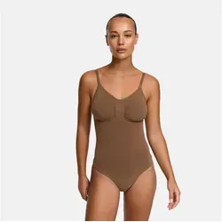 cfab by creamy fabrics Miederbody Bodysuit Sculpting Shapewear 2XL in Caramel - Figurformender Miederbody aus elastischem Material, ideal für einen perfekten Sitz. Modernes Design für einen selbstbewussten Auftritt in jeder Situation.