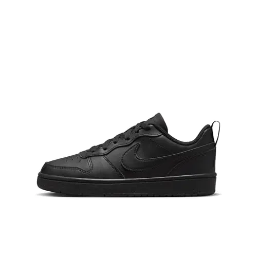 NIKE Kinder Freizeitschuhe COURT BOROUGH LOW RECRAFT (GS) - Sneaker aus recyceltem Material, ideal für aktive Kinder. Der überarbeitete Zehen- und Mittelfußbereich sorgt für mehr Platz und Komfort beim Laufen und Spielen.